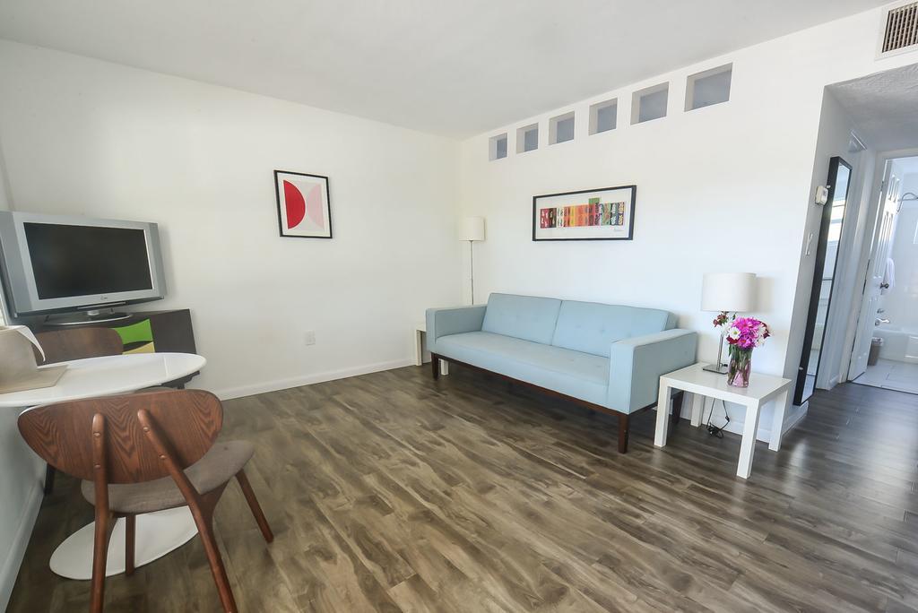 Regency Inn & Suites Sarasota Eksteriør billede